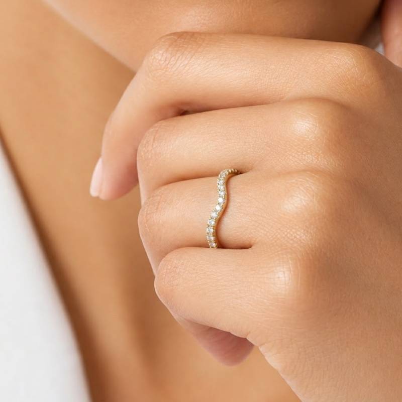 Diamant-Ehering mit abgerundetem Rand
