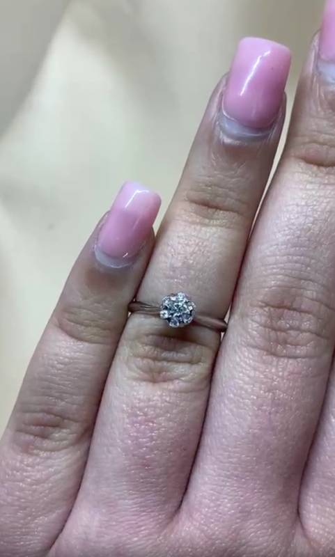 0.20ct VS/F Natural Round Cut Diamond Designer Ring in 18k White Gold