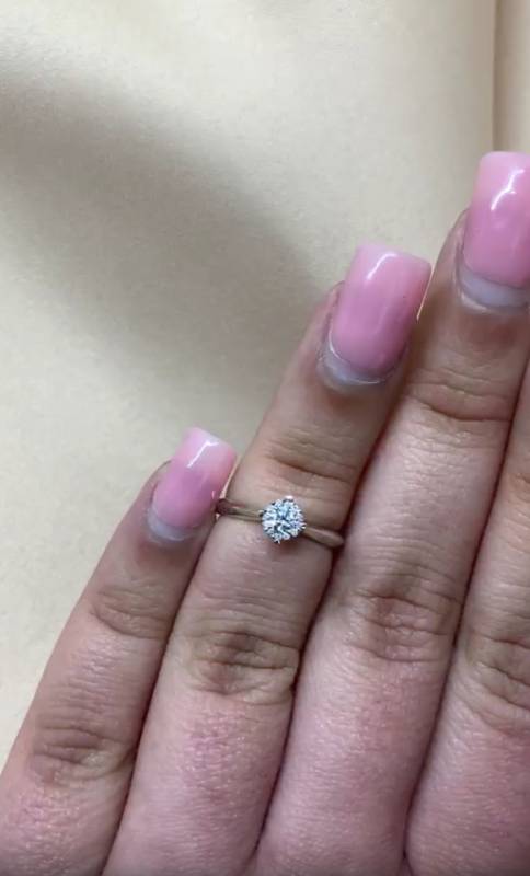 0.20ct VS/F Natural Round Cut Diamond Designer Ring in 18k White Gold