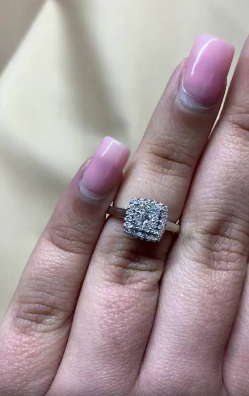 0.50ct VS/F Natural Round Cut Diamond Halo Ring in 18k White Gold