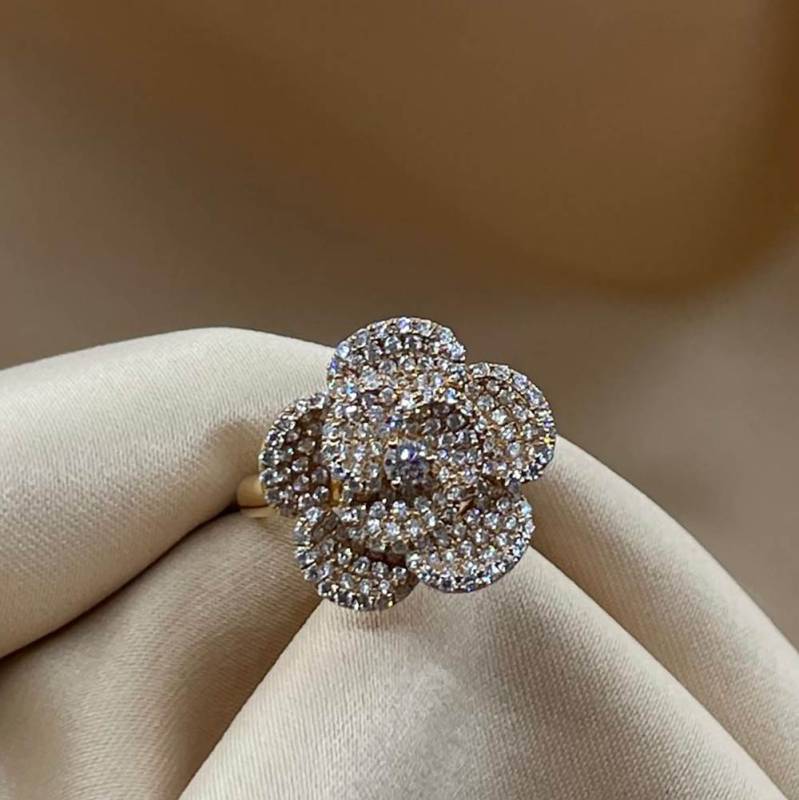 1.20ct VS/E-F Natural Round Cut Diamond Flower Cluster Ring in 18k Rose Gold