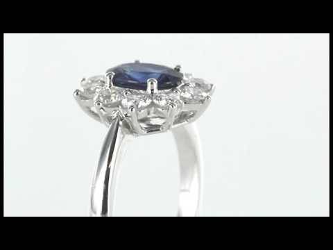 Ring mit 2,50 ct blauem Saphir und Diamanten