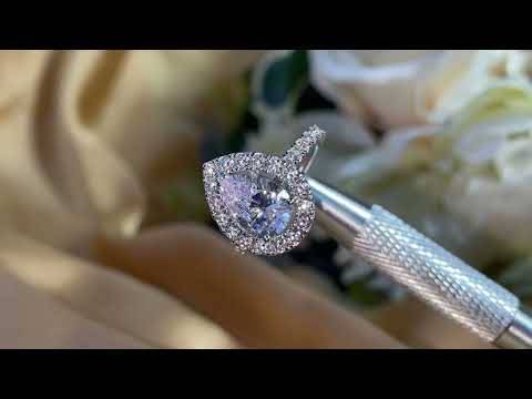 Birnenförmiger Diamant-Halo-Verlobungsring