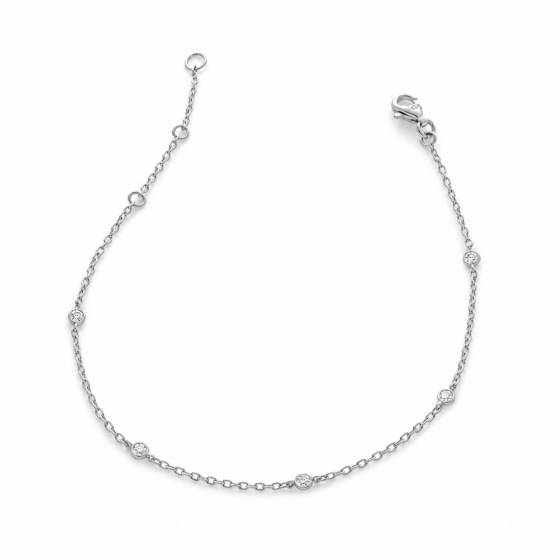 Classic Round Diamond Bezel Set Chain Bracelet