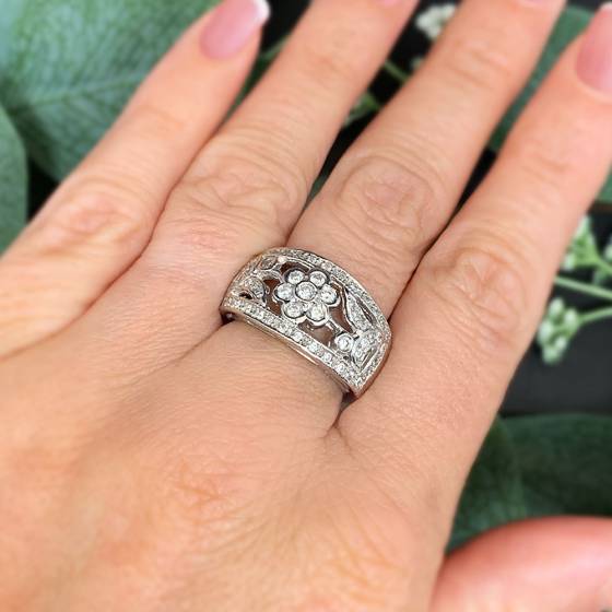 1,00 ct VS/E-F Runder Naturdiamant-Ring