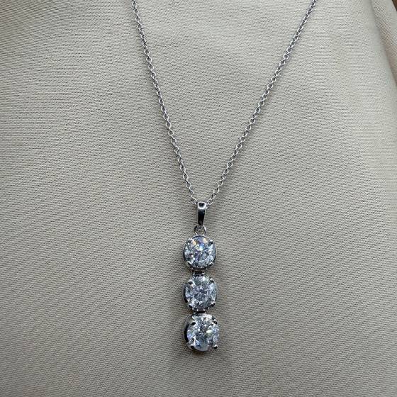 2.17ct SI2/E Natural Round Diamond 18Inches Trilogy Pendant in 18k White Gold
