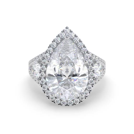 Birnenförmiger Diamant-Ring mit geteilter Schulterpartie