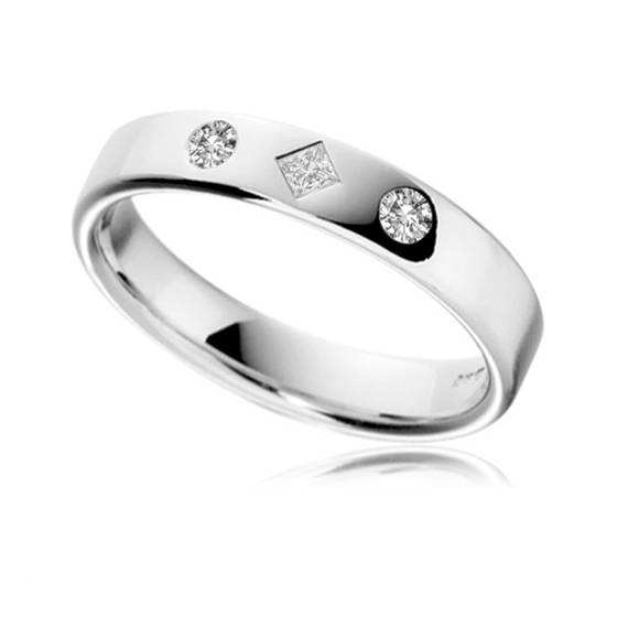 4 mm runder und Prinzess-Diamant-Ehering