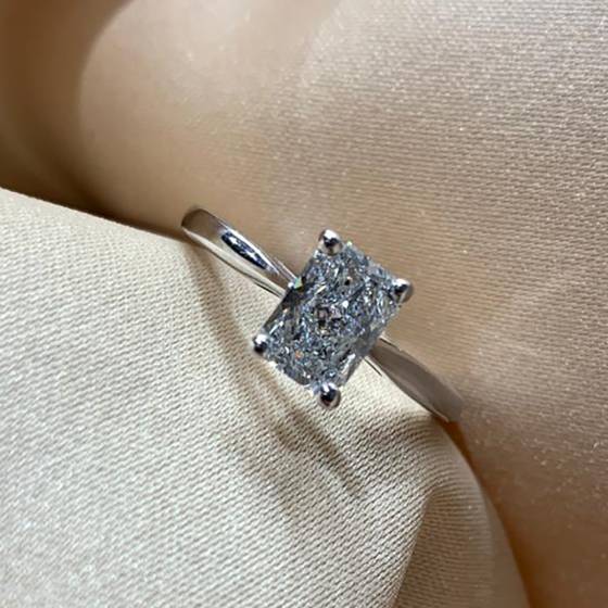 1.01ct VVS1/E Lab Grown Radiant Cut Diamond Solitaire Ring in 18k White Gold