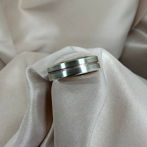 Mens Two Tone Wedding Ring in 18k Rose Gold/White Gold