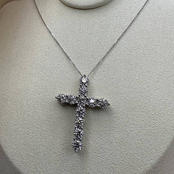 2.34ct VS/F-G Natural Round Diamond Cross Pendant in 9k White Gold