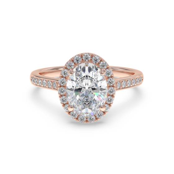 Ovaler Diamantring mit Halo-Schulterfassung