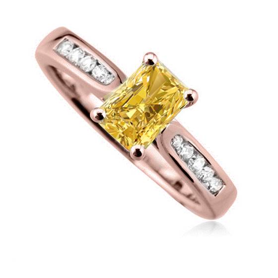 Ring mit gelbem, strahlendem Diamant-Halo und Schulterfassung