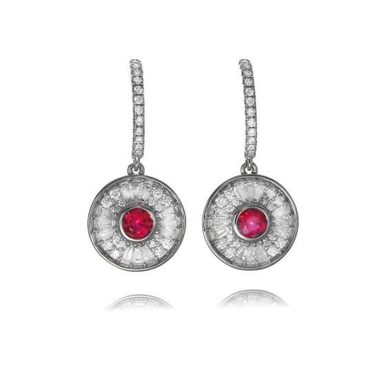 Ohrhänger im Art-Deco-Stil mit Rubin und Diamanten in Zargenfassung (0,75 ct)