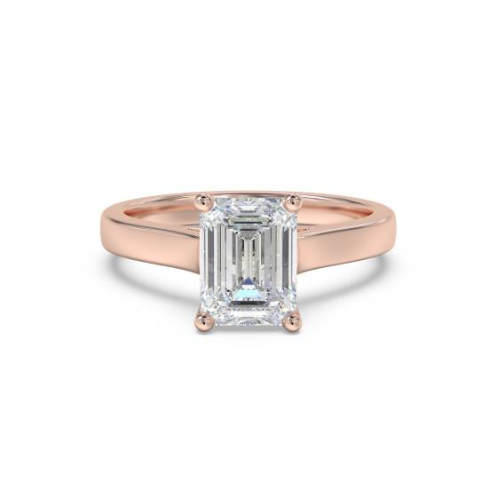 Verlobungsring mit Smaragd und Diamant