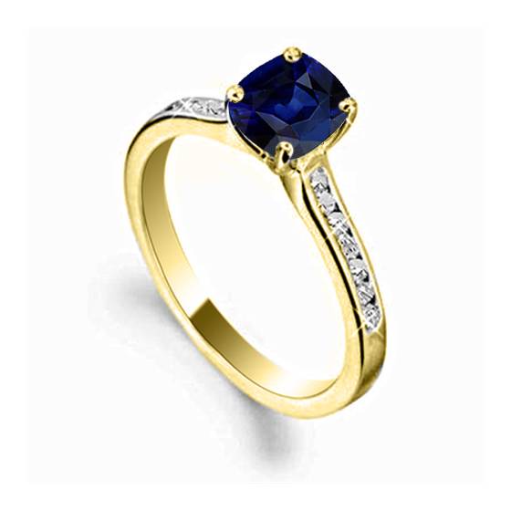 Ring mit Kissen-Motiv, blauem Saphir und Diamanten an den Schultern