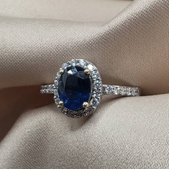 1.94ct VS/F Oval Cut Blue Sapphire Gemstone Halo Shoulder Set Ring in 18k White Gold