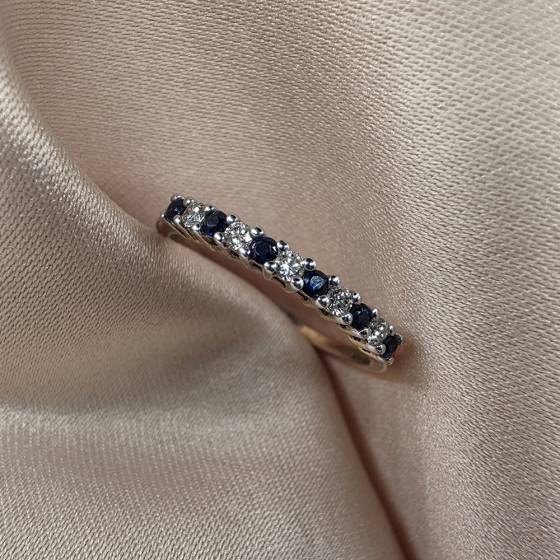 0.11ct VS/F-G Round Blue Sapphire Gemstone Half Claw Ring in 9k Yellow Gold