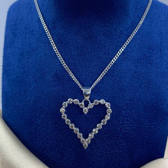1.02ct VVS/H Natural Round Diamond Heart Shaped Pendant in 9k White Gold