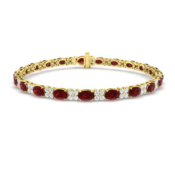 Armband mit ovalem Rubin (7,70 ct, VS/E-F) und runden Diamanten