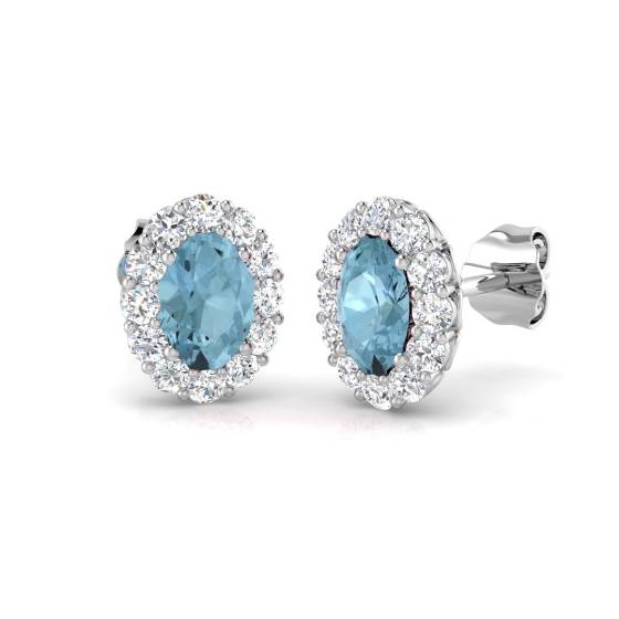 Ovale Aquamarin- und runde Diamant-Halo-Ohrringe