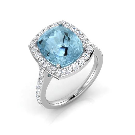 Kissenförmiger Aquamarin und runder Diamant-Halo-Schulterring