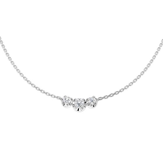 Anhänger und Trilogie-Halskette mit 0,30 ct SI2/G Naturdiamant im Rundschliff, gefertigt aus 18 Karat Weißgold