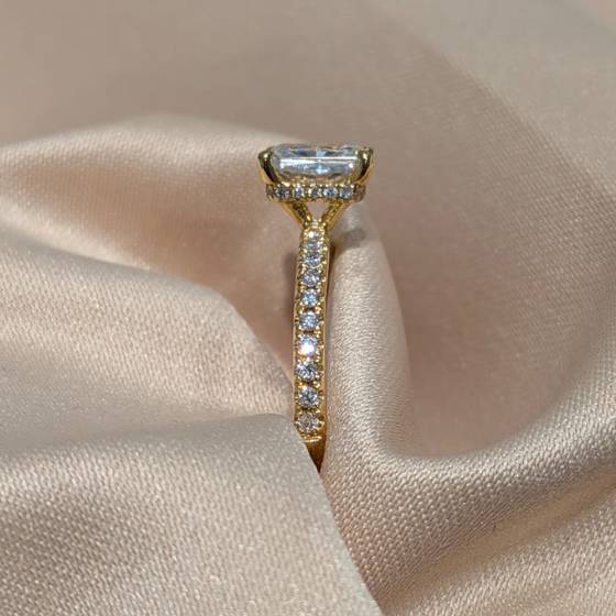 0.85ct VS1/F Lab Grown Radiant Diamond Hidden Halo Shoulder Set Ring in 18k Yellow Gold