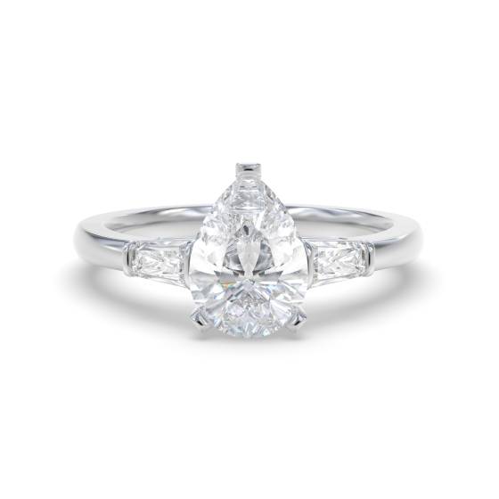 Eleganter Trilogie-Ring mit Birnen- und Baguette-Diamanten