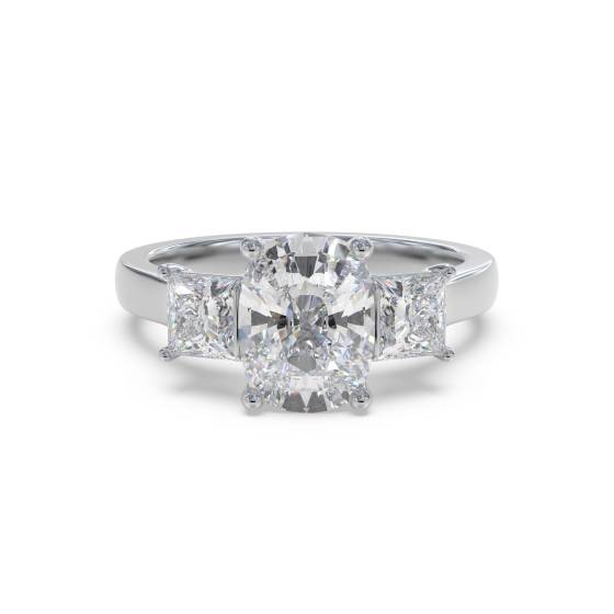 Einfacher Kissen- und Prinzess-Diamant-Trilogie-Ring