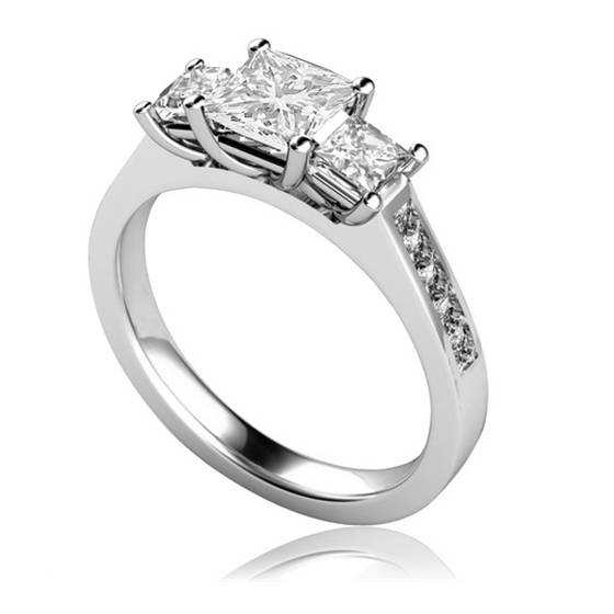 Trilogie-Ring mit 0,75 ct SI2/G Prinzess-Naturdiamanten