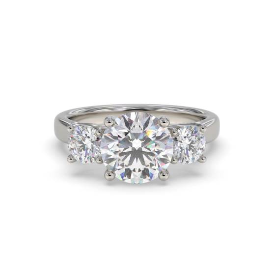Einzigartiger Ring mit rundem Diamanten im Trilogie-Design