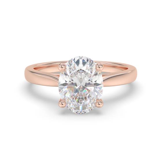 Verlobungsring mit ovalem Diamanten