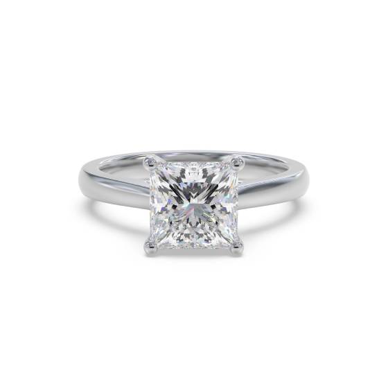 Verlobungsring mit Prinzessinnendiamant