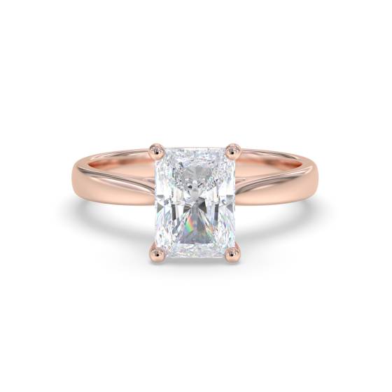 Eleganter Verlobungsring mit strahlendem Diamanten