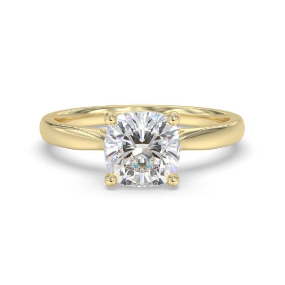 Eleganter Verlobungsring mit kissenförmigem Diamanten