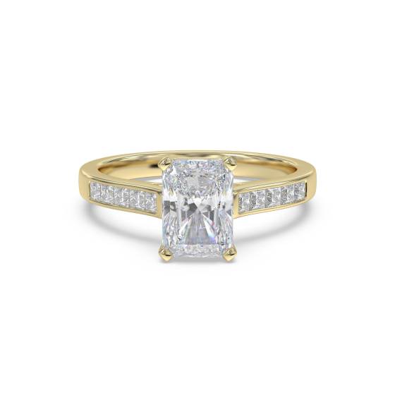 Ring mit strahlendem Diamant-Schulterset