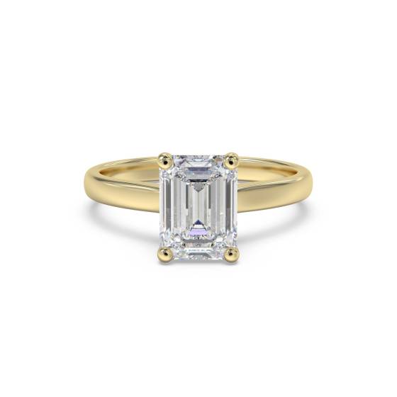 Traditioneller Verlobungsring mit Smaragd und Diamanten