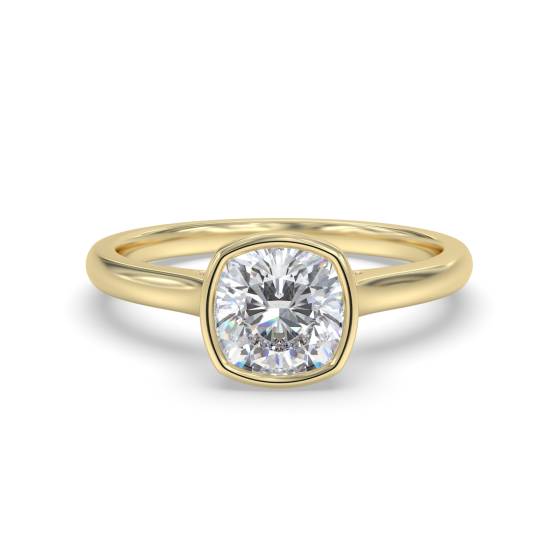 Ring mit Diamantfassung im Kissen-Design