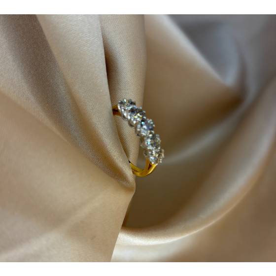 1.25ct VS/H Natural Round Diamond 5 Stone Ring in 18k Yellow Gold
