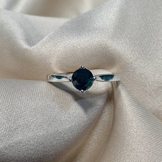0.82ct Black Diamond Round Solitaire Ring in 18k White Gold