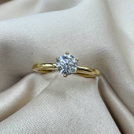 0.40ct SI1/F Natural Round Diamond Solitaire Ring in 18k Yellow Gold