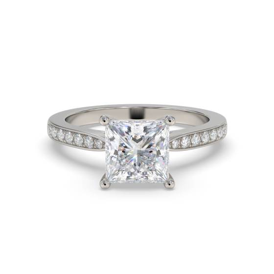 Verlobungsring mit Prinzessdiamant-Schulterset