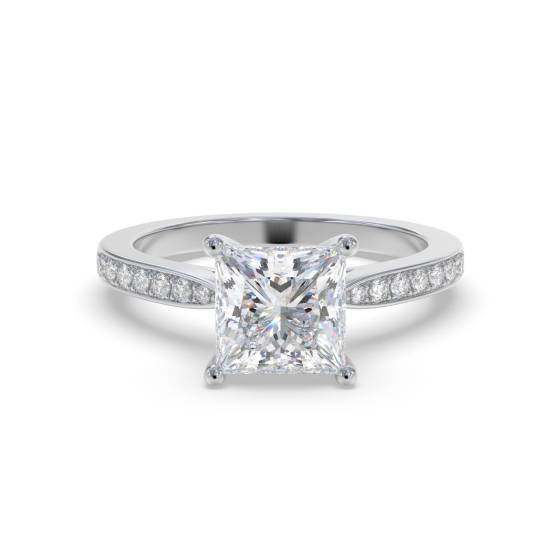Verlobungsring mit Prinzessdiamant-Schulterset