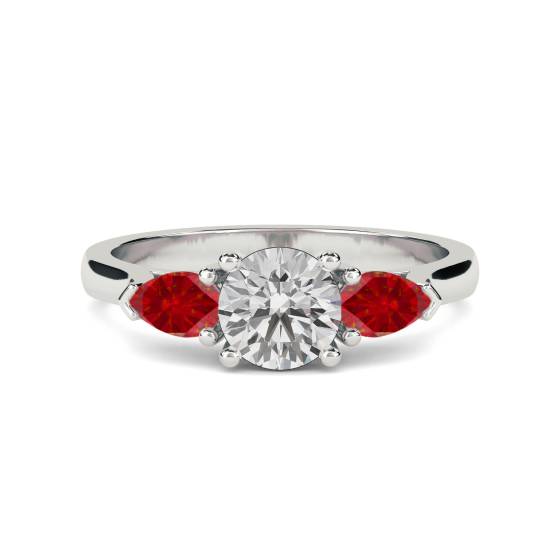 0,75 ct SI1/F Runder Naturdiamant und Rubin Trilogie-Ring
