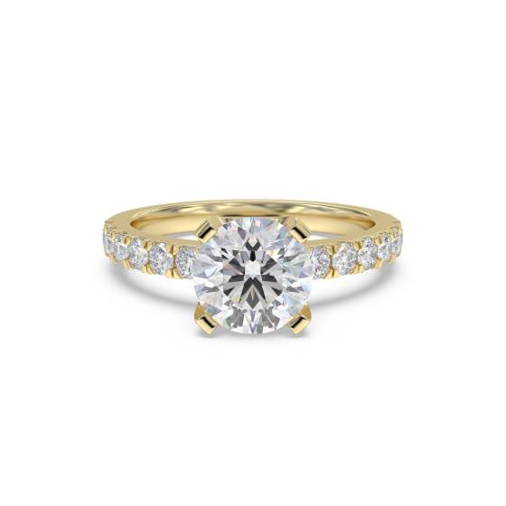 Verlobungsring mit Diamanten in Schulterfassung