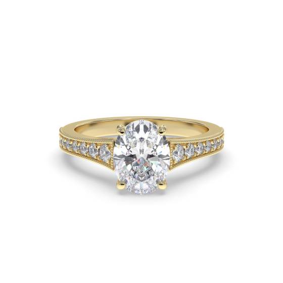 Ring mit ovalem Diamanten an der Schulter