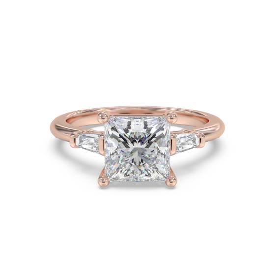 Eleganter Trilogie-Ring mit Prinzess- und Baguette-Diamanten