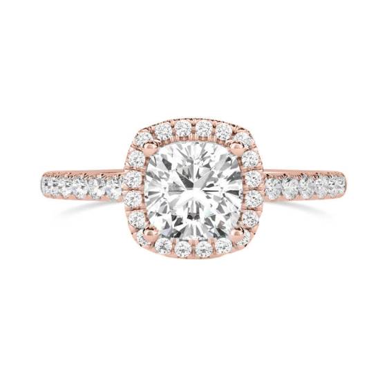 Kissenförmiger Diamantring mit Halo-Schulterfassung