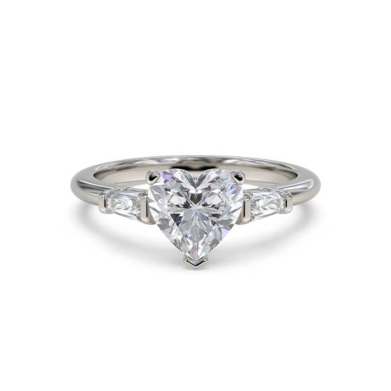 Moderner Herz- und spitz zulaufender Baguette-Diamant-Trilogie-Ring